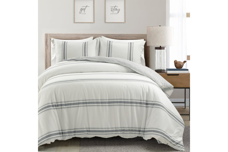 Farmhouse style store bedding